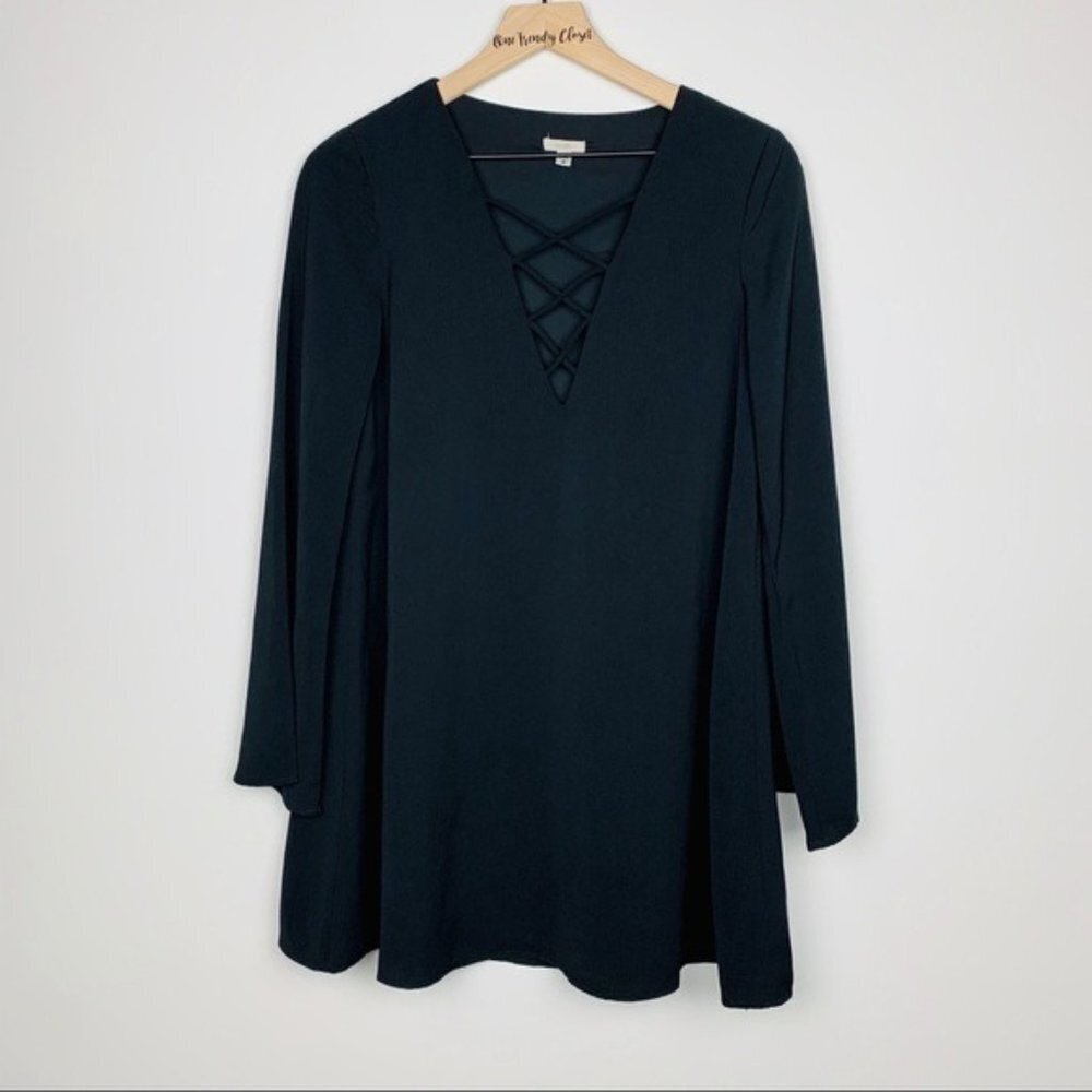Ecote Urban Outfitters Black Babydoll Long Sleeve